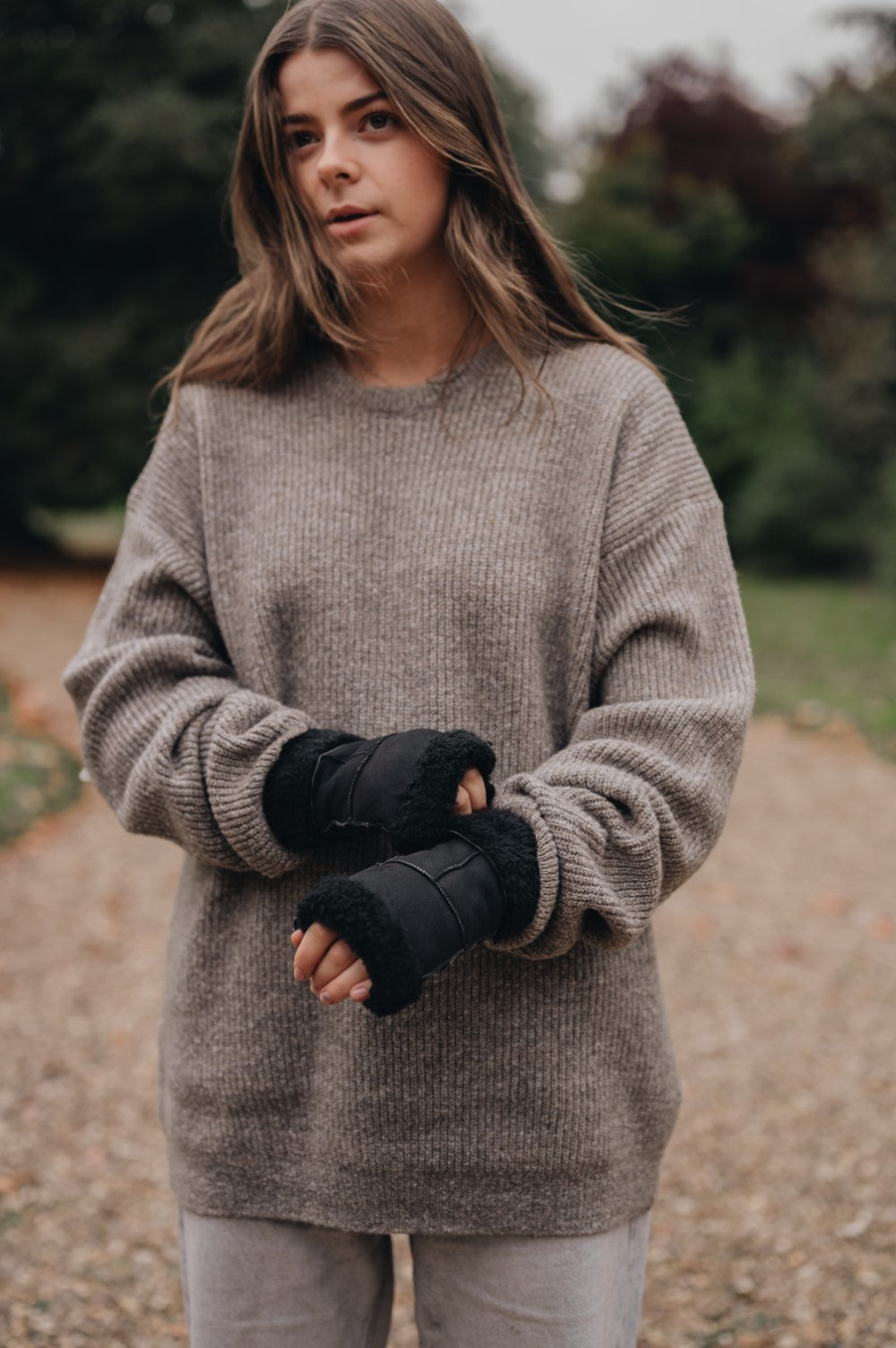 Fingerless sheepskiun mittens 