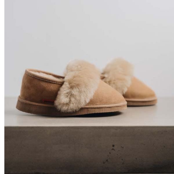 margot sheepskin slipper in taupe