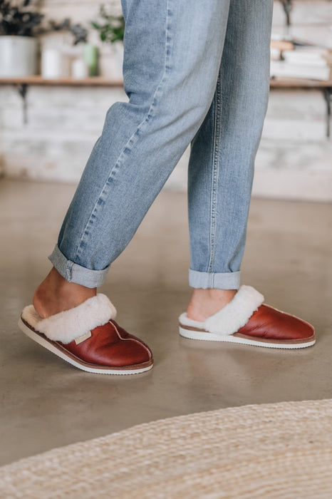 Womens Sheepskin Slipper with sole Slip on
